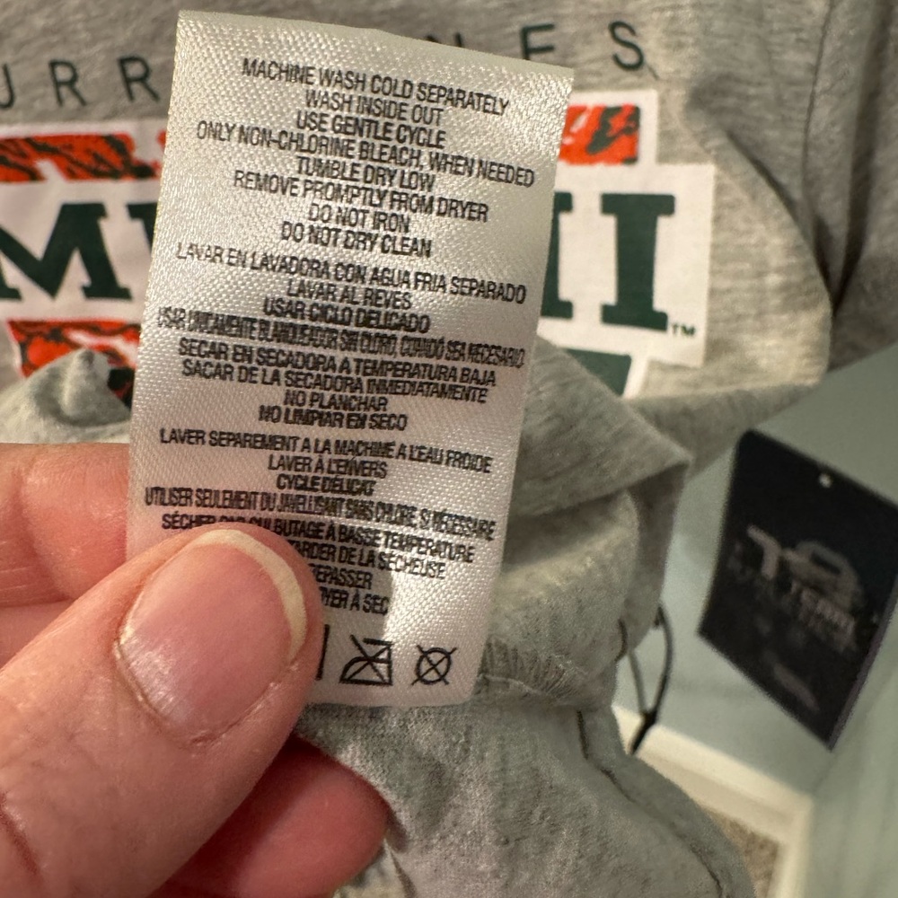 New Miami Hurricanes V neck gray girls t shirt Small S 6/6X University - Picture 8 of 9